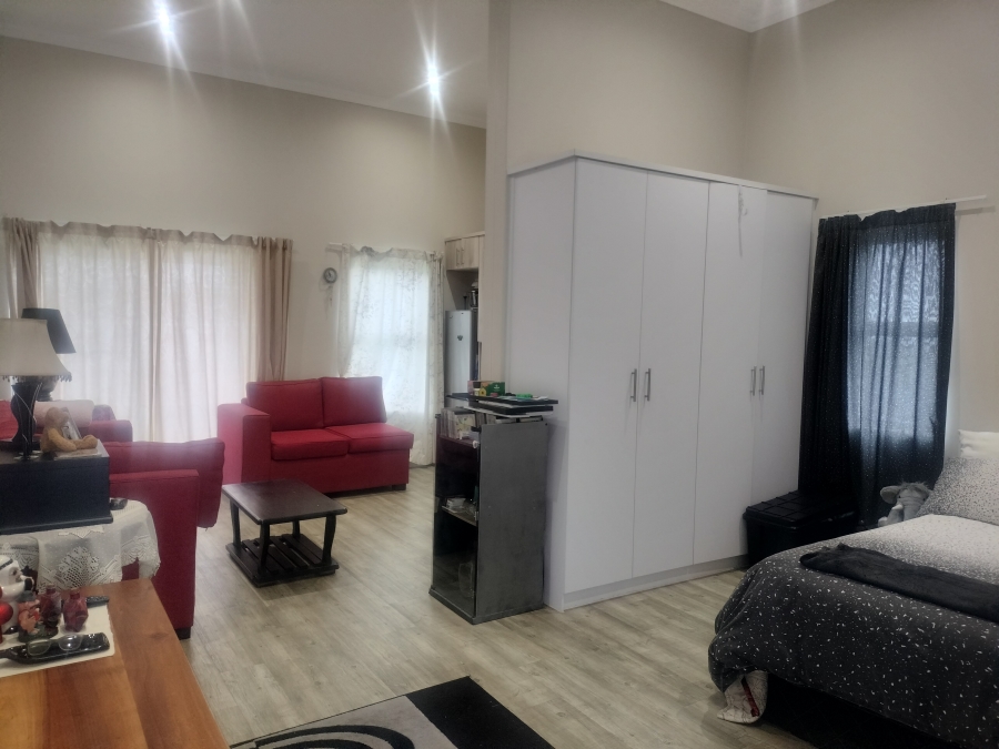 To Let 1 Bedroom Property for Rent in Zevenwacht Retirement Village Western Cape